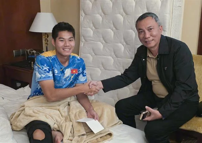 Biểu tượng tự loại trừ và tạm khóa tài khoản